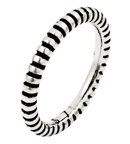 products/sterling-silver-plain-silver-striped-stackable-ring-16_3b047c98-b7ce-4e71-a2f0-786ff011c7c7.jpg